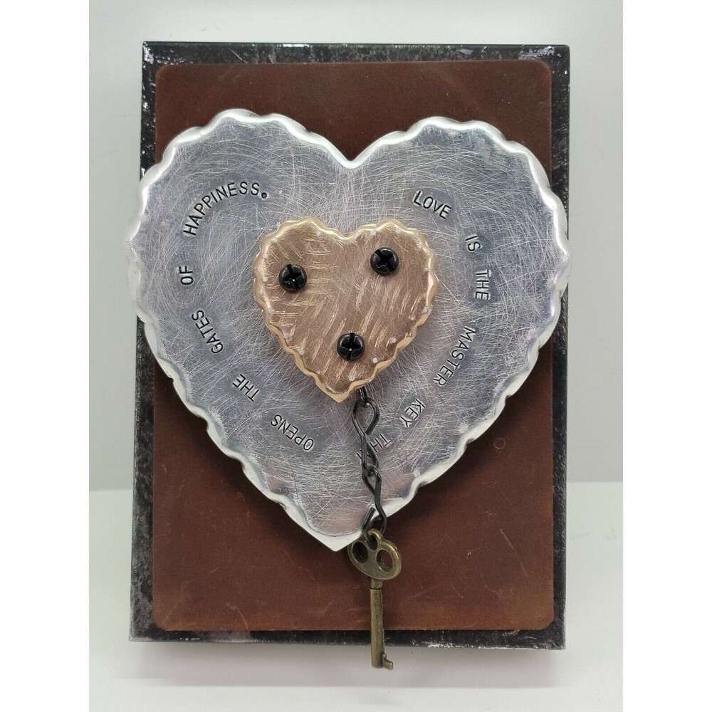 Love is the Key Opens Gates Happiness Metal Wall Plaque Home Decor Gift Holiday